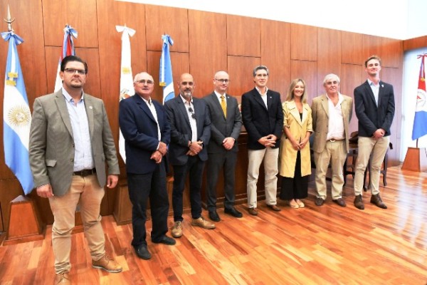 El presidente del STJ recibió a la Mesa de Enlace