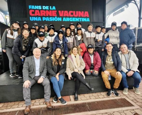 Alumnos cordobeses ganaron el concurso Fans de la Carne Vacuna