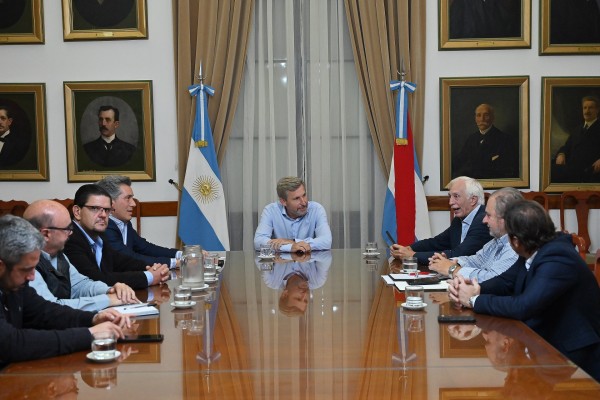 El Gobernador y la Mesa de Enlace analizaron la agenda de siempre