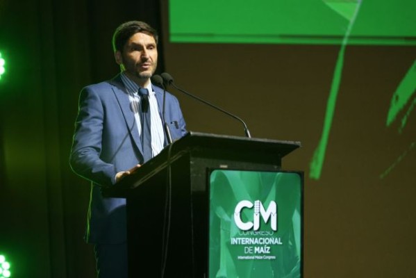 Pullaro: El país necesita un acuerdo político y productivo de largo plazo