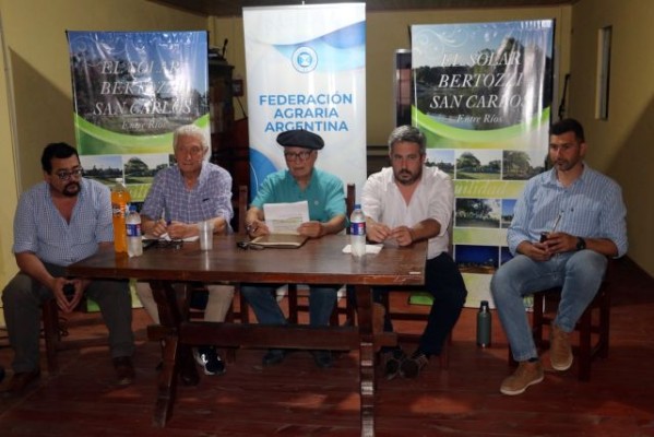 Definen acciones para controlar especies invasoras como el ciervo y el jabalí