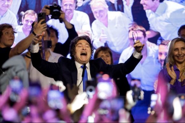 Los argentinos le renovaron el crédito a Milei