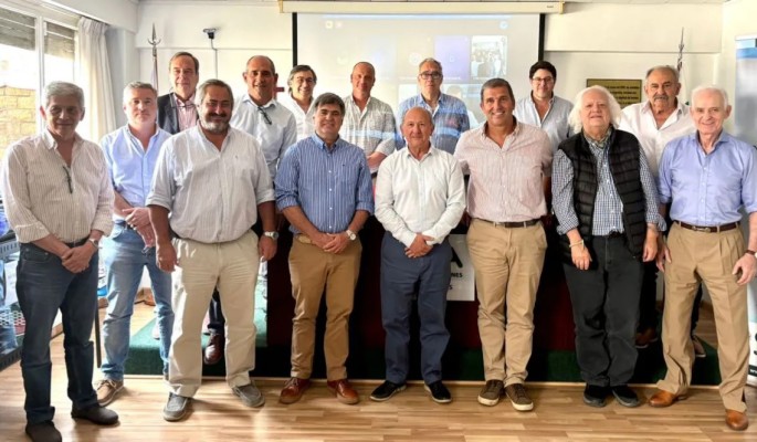 Carlos Castagnani, reelecto en CRA