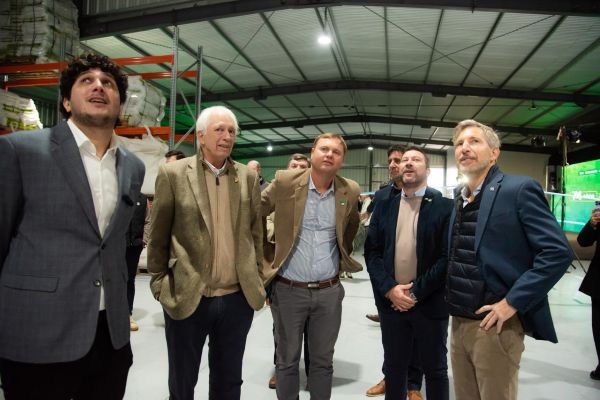 La Ganadera inauguró su planta de alimentos balanceados en Hasenkamp