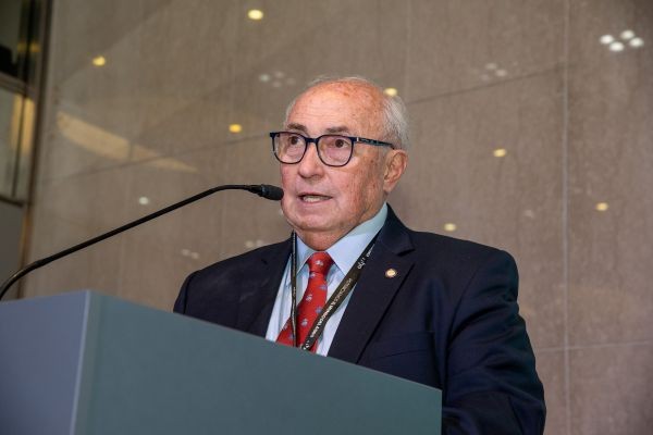 Acsoja respaldó el rumbo económico, pero reclamó el fin de los DEX