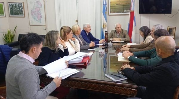 Veterinarios y Gobierno fortalecen el Servicio de Inspección Veterinaria