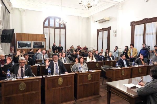 El Senado sancionó la ley de Consorcios Camineros